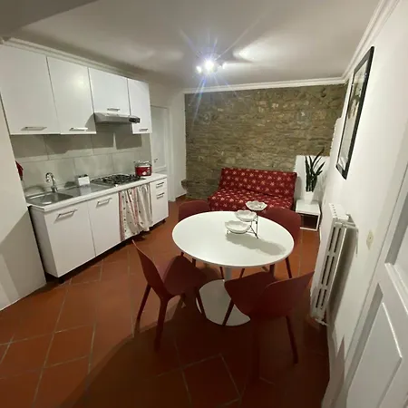 Apartment Domus Isidis *